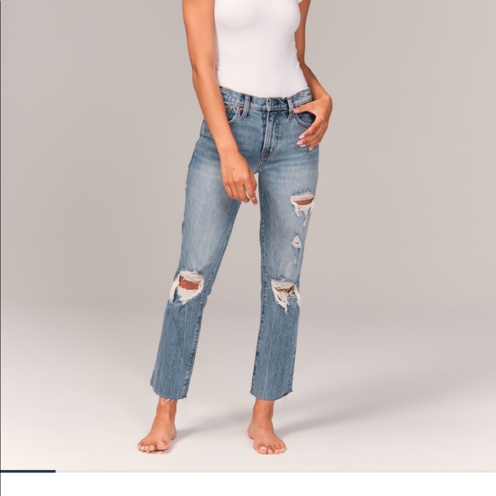 NWT mid rise boyfriend jeans Abercrombie